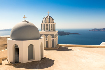 Fototapeta na wymiar typical Santorini church in Greece in the Cyclades