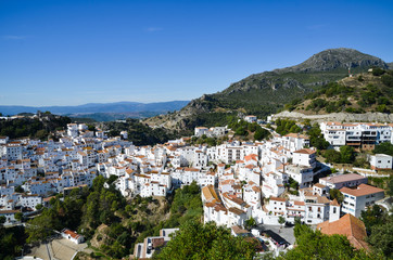 Naklejka premium カサレス アンダルシアの白い村（スペイン・アンダルシア）