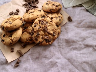 cookies with chocolate chips