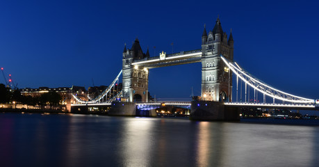 A night With Tower Bridge London