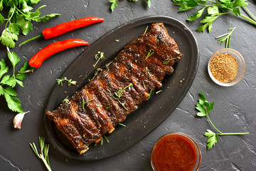 Grilled spare ribs