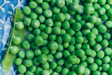 fresh green peas