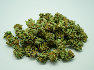 Cannabis Nahaufnahme, getrocknete Blüten