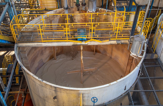 dorna of industrial fermentation in a sugar cane plant for the production of alcohol