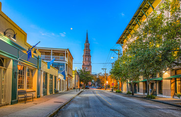Fototapeta na wymiar Church Street in Charleston, South Carolina, USA
