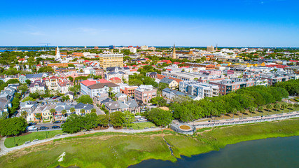 Naklejka premium Charleston, Karolina Południowa, USA Waterfront Park Aerial