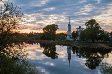 Fototapeta na wymiar View of Vologda at sunset