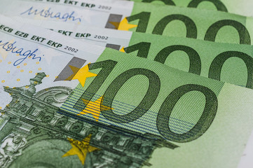 100 Eurogeldscheine