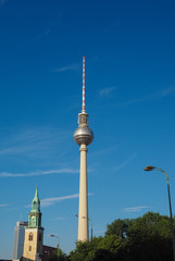 Obraz premium Fernsehturm (TV Tower) in Berlin