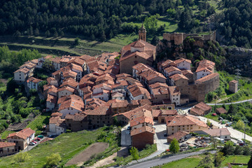 Linares de Mora (Teruel)