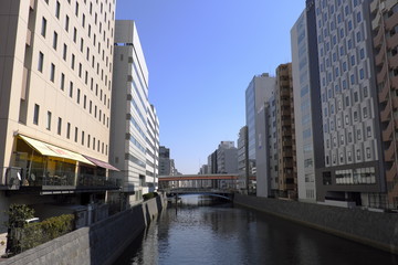 Fototapeta na wymiar 神田川佐久間橋の風景