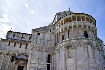 Obraz premium Der Dom Santa Maria Assunta beim schiefe Turm von Pisa in Italien