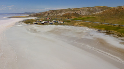 great salt lake in the middle of Turkey