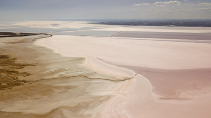 great salt lake in the middle of Turkey