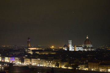 Fototapeta na wymiar Roma nocturna
