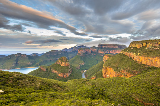 Blyde river canyon Three rondavels view