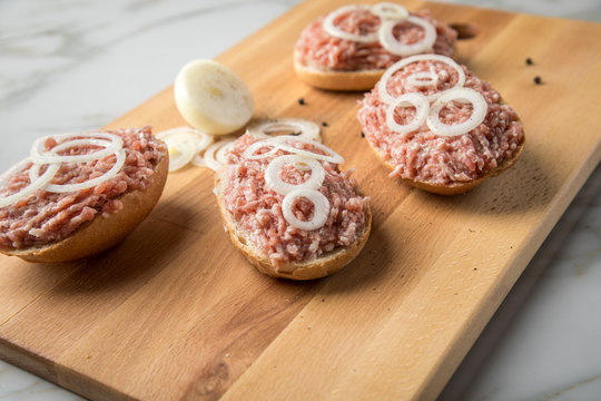 Zwiebelmett Images – Browse 233 Stock Photos, Vectors, and Video ...