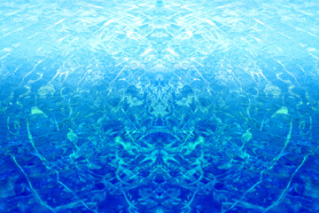 Photo macro background with clear blue sea water