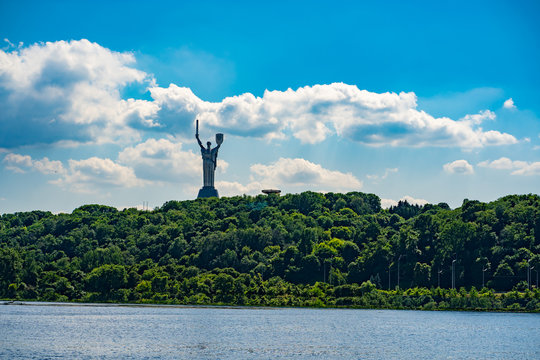 Monumental statue of the "Mother Motherland" in Kiev 