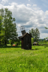 wiatrak  © wedrownik52