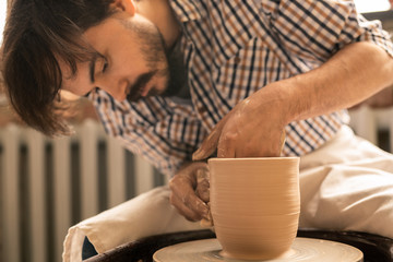 Pottery artisan