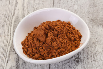 Cocoa powder in the bowl