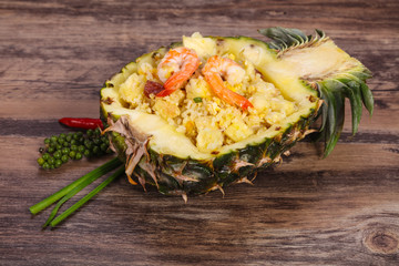 Fried rice with pineapple and prawns
