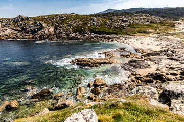 Fototapeta na wymiar view of rocky coastline