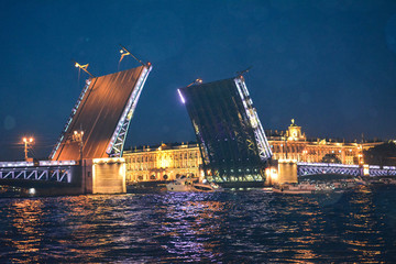 Fototapeta na wymiar Palace Bridge opened in the night, St. Petersburg, Russia