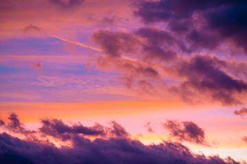 Fototapeta premium Dramatic sunset sky at colorful dusk