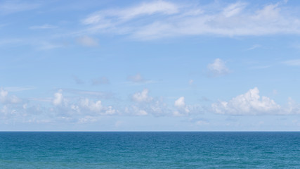 Obraz premium panoramic view of blue sky and blue sea in daylight