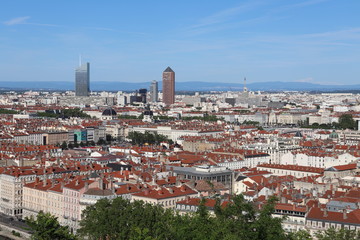Ville de Lyon - La ville et ses toîts vus de haut depuis la colline de Fourvière