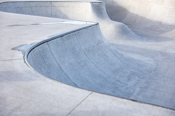 Concrete skatebowl