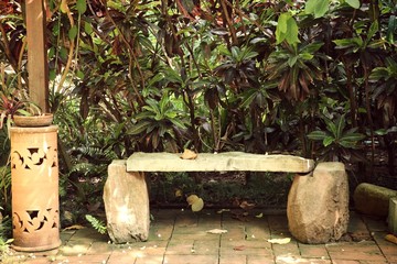 Naklejka premium Old bench in the park