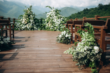 Fototapeta premium Beautiful wedding arch
