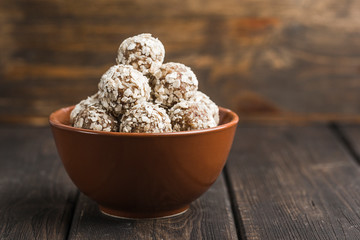 Energy balls of nuts oats and dates