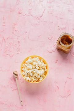 Popcorn and Dulce de Leche
