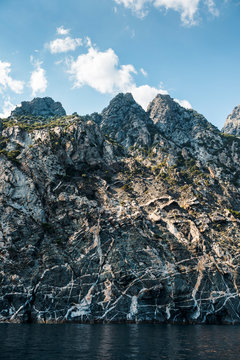 Samothrace's cliffs