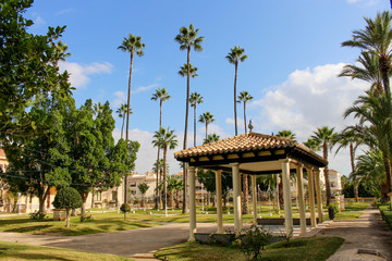 Jacarilla - Jardín del Palacio del Marqués de Fontalba, iglesia - Vega Baja - Alicante - España