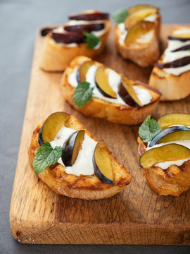 Crostini with Minty Soy Yogurt and Plums