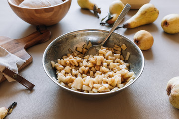 Apple and pear pie filling