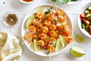 Prawns skewers with sauce