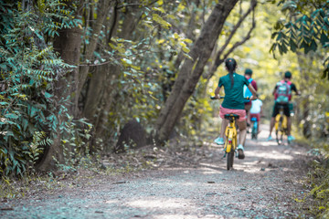 Obraz premium Bang Kachao:May26,2019,atmosphere in park near Bangkok,with people visiting nature,cycling, couples,families with young children,friends group to relax during the holiday,area Bang Nam Phueng,Thailand
