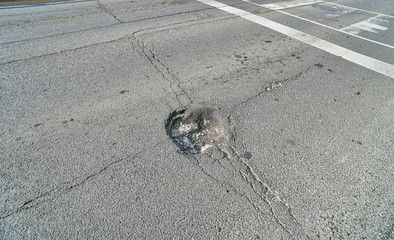 Damaged roads and potholes in Toronto presenting challenges to local drivers