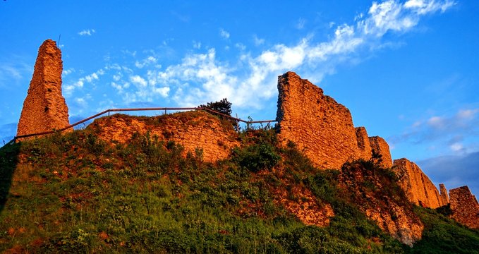 jicin