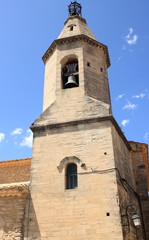 Fototapeta na wymiar église du Vaucluse
