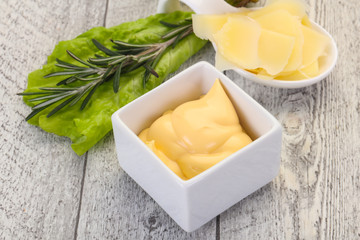 Cheese sauce in the bowl