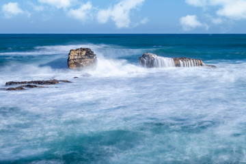 Fototapeta premium Long exposure of limestone stacks resembling a dog