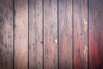 Alte braune Holzbretter mit Struktur und Vignette als Hintergrund