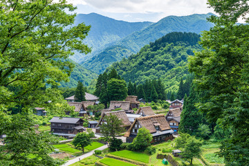 Obraz premium 初夏の五箇山 相倉集落